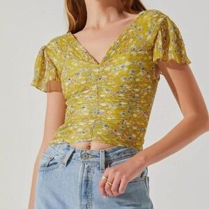 ASTR the Label Green Floral Ruched Crop Blouse Size Small